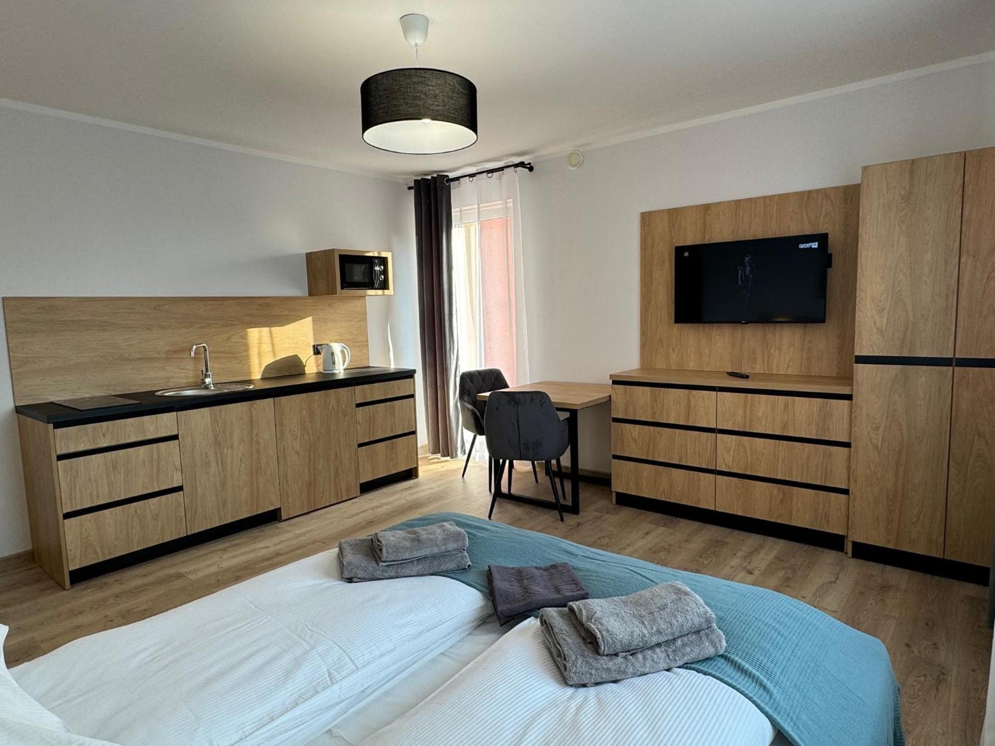 Apartamenty Flauta ยาสต์เชอเบีย กูรา ภายนอก รูปภาพ