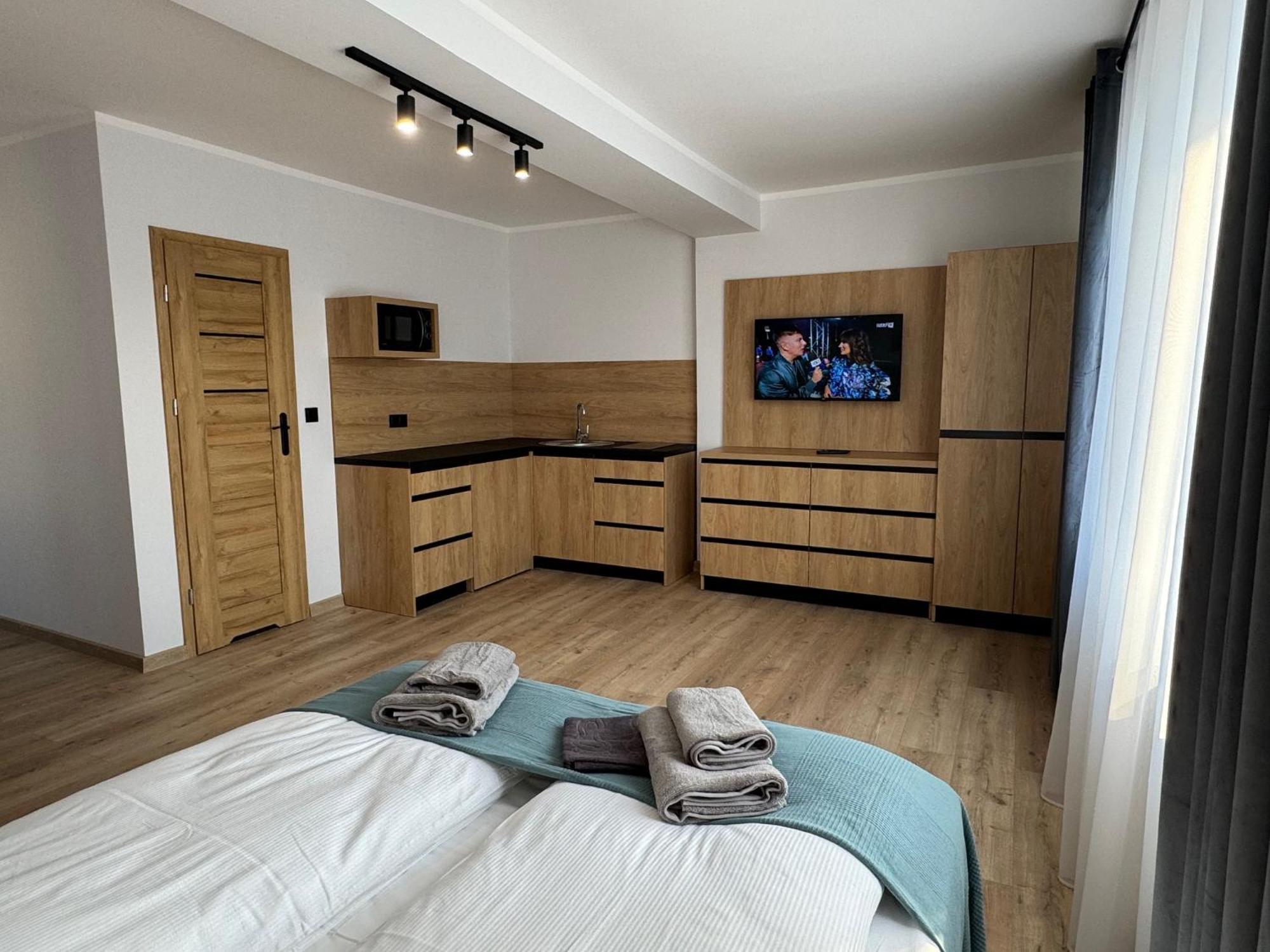 Apartamenty Flauta ยาสต์เชอเบีย กูรา ภายนอก รูปภาพ