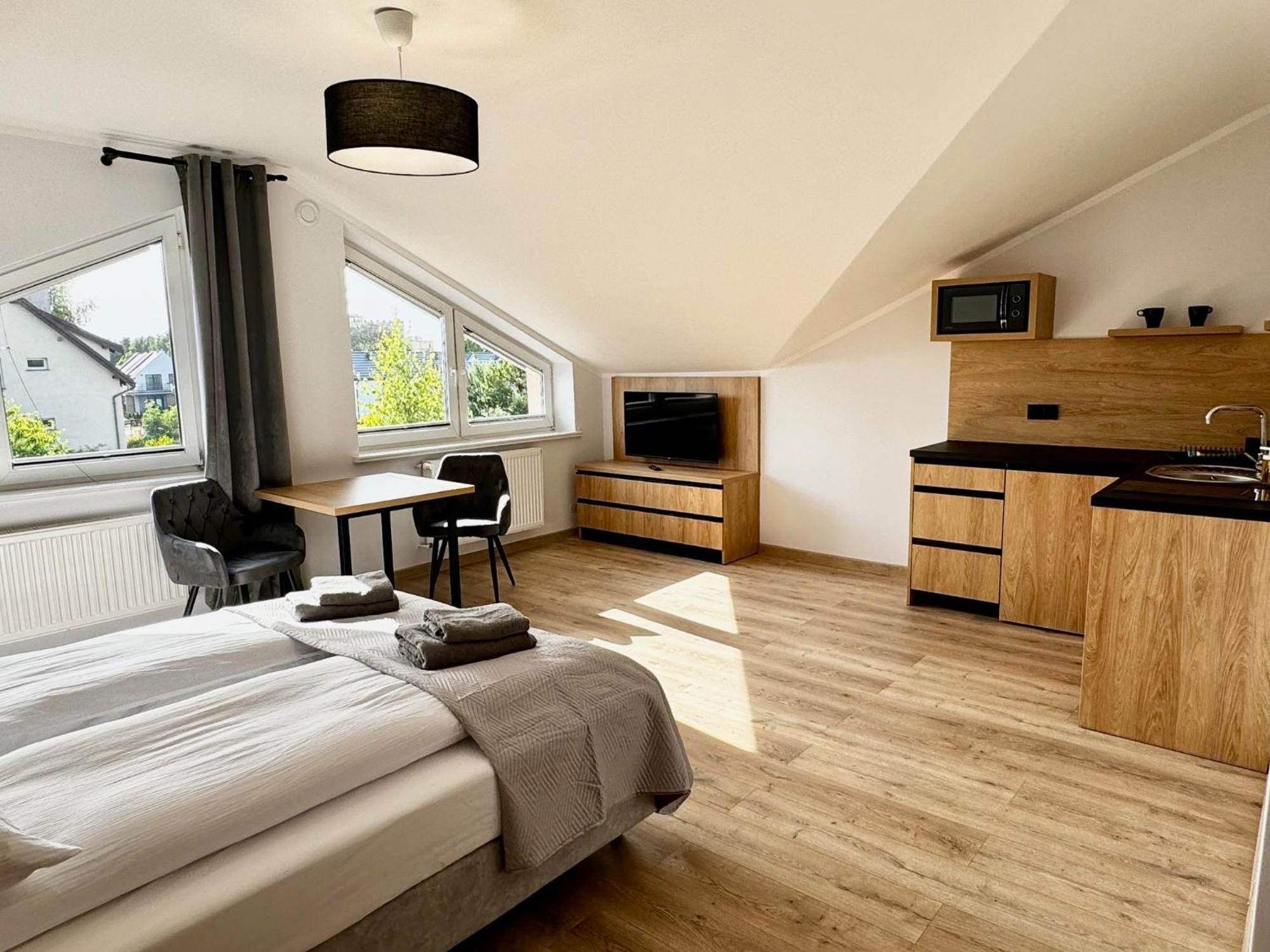 Apartamenty Flauta ยาสต์เชอเบีย กูรา ภายนอก รูปภาพ