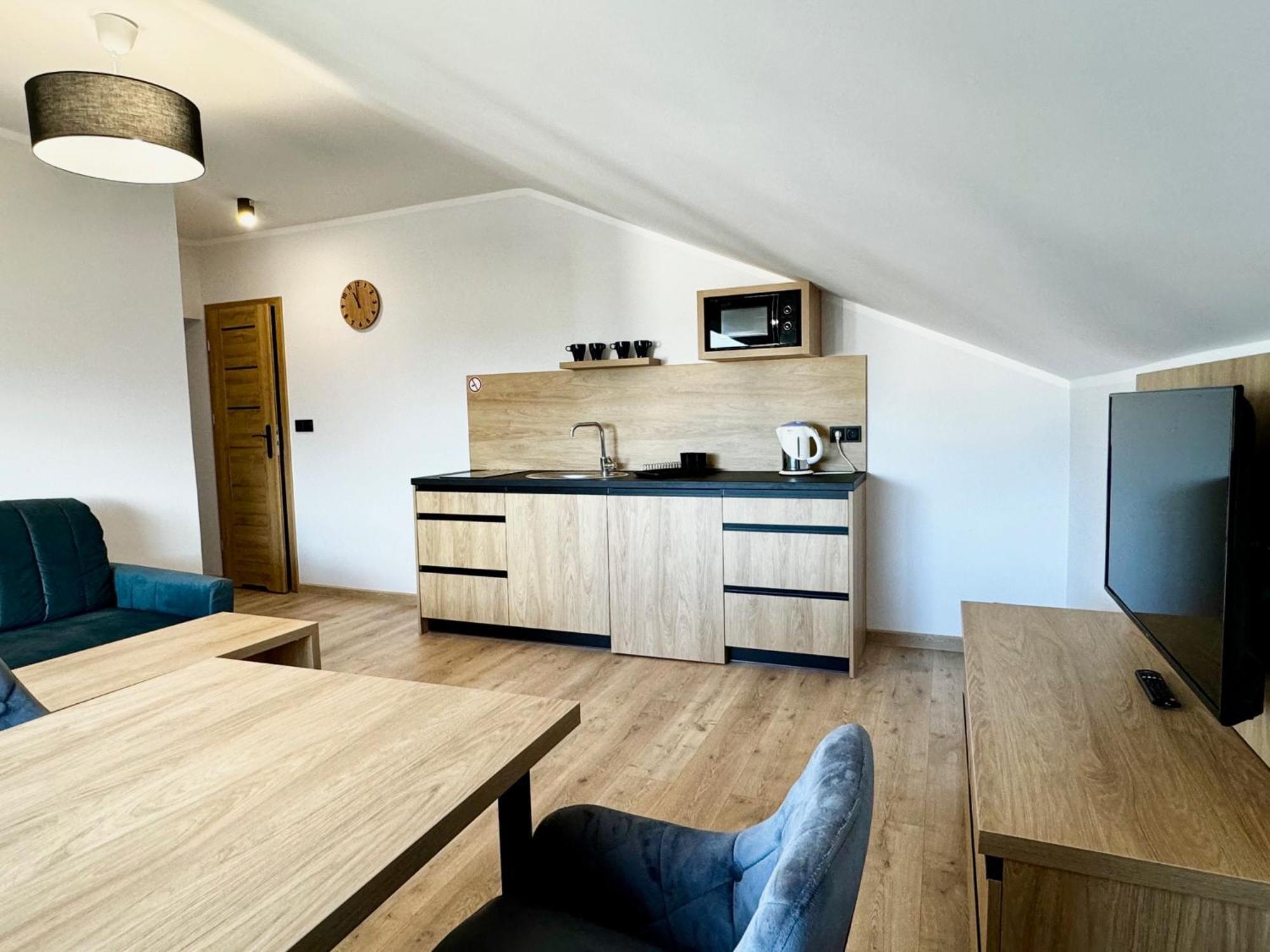 Apartamenty Flauta ยาสต์เชอเบีย กูรา ภายนอก รูปภาพ